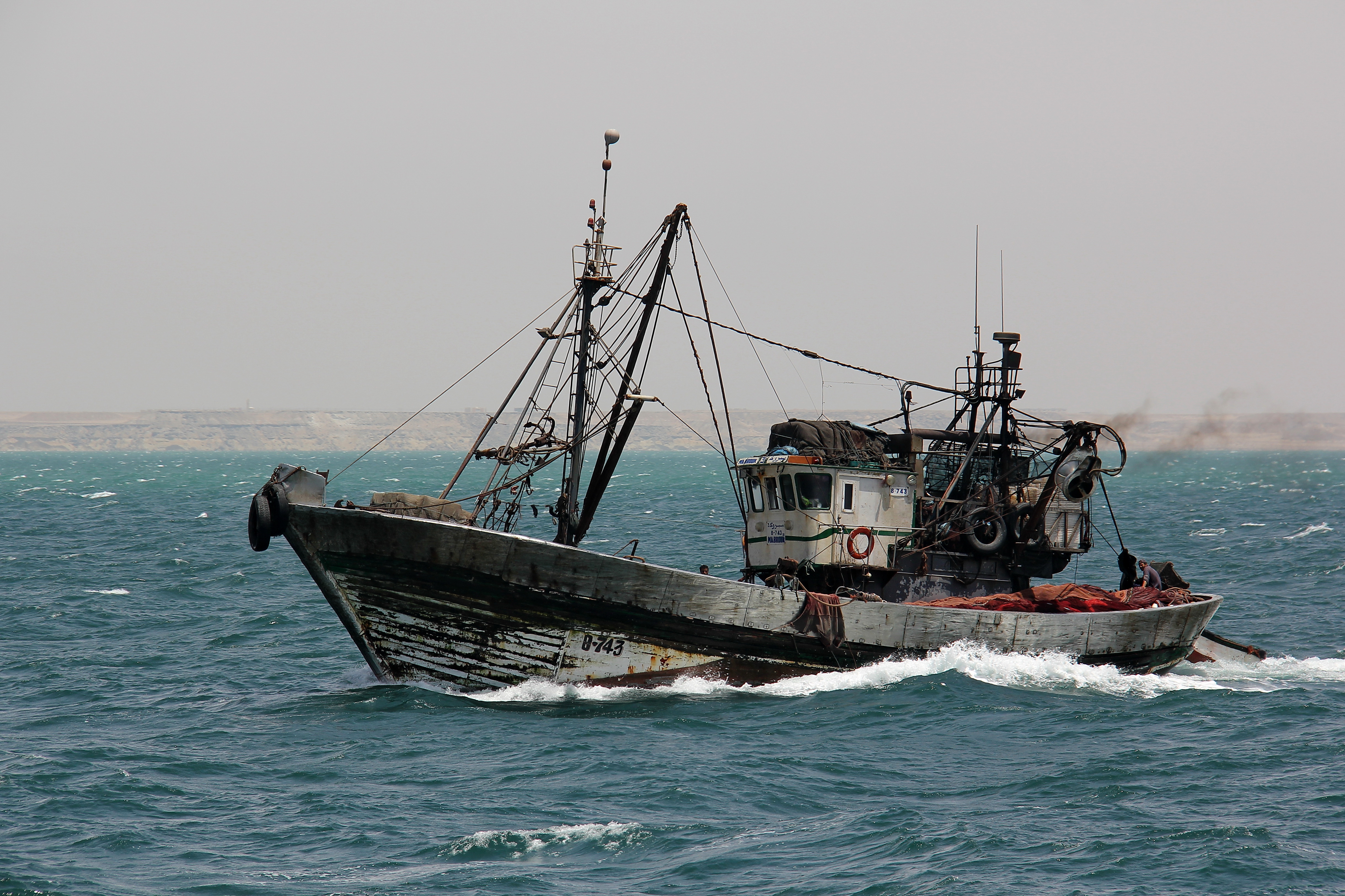 Sahrawi fishers only operate four purse seiners in Western Sahara, including the Mabrouk 3. Moroccans hold most of the fishing licenses allocated in Western Sahara, and the indigenous Sahrawis only own five percent of fishing rights.
